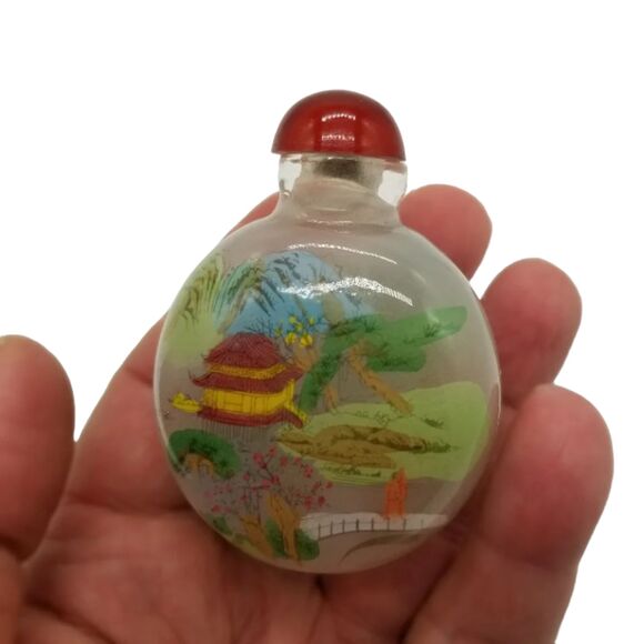 VTG Chinese Reverse Painted Glass Mountain Landscape Snuff Bottle Red Stopper - Picture 3 of 6